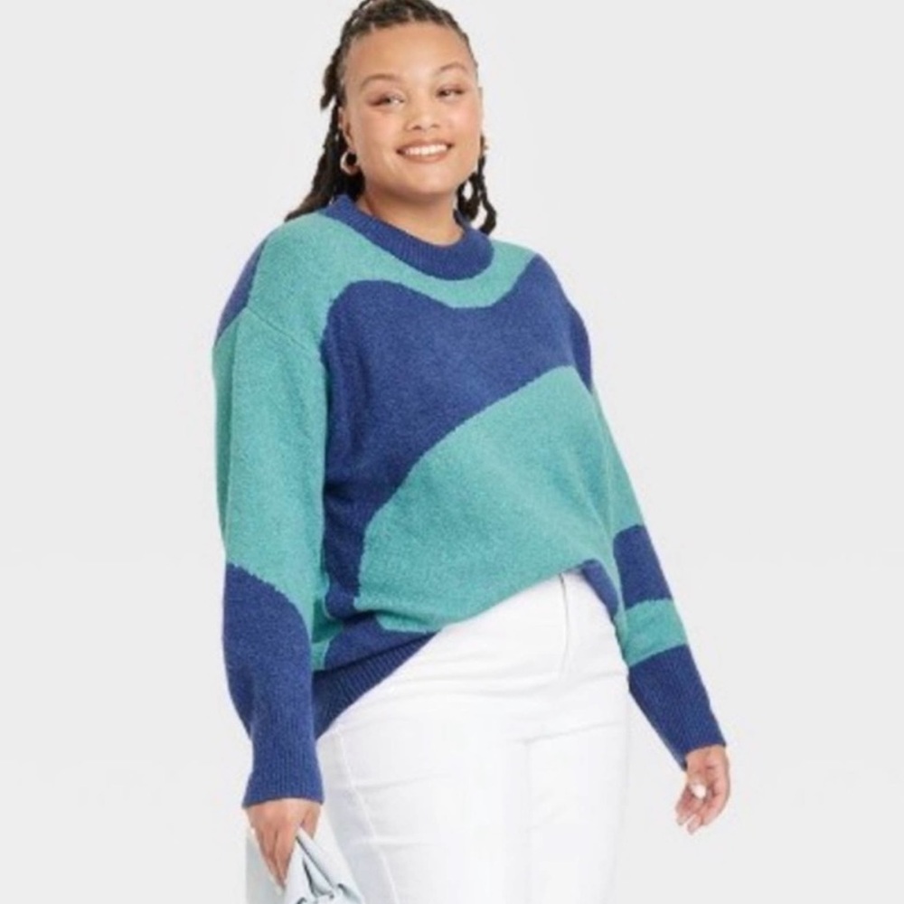 Ava & Viv Blue Swirl Sweater